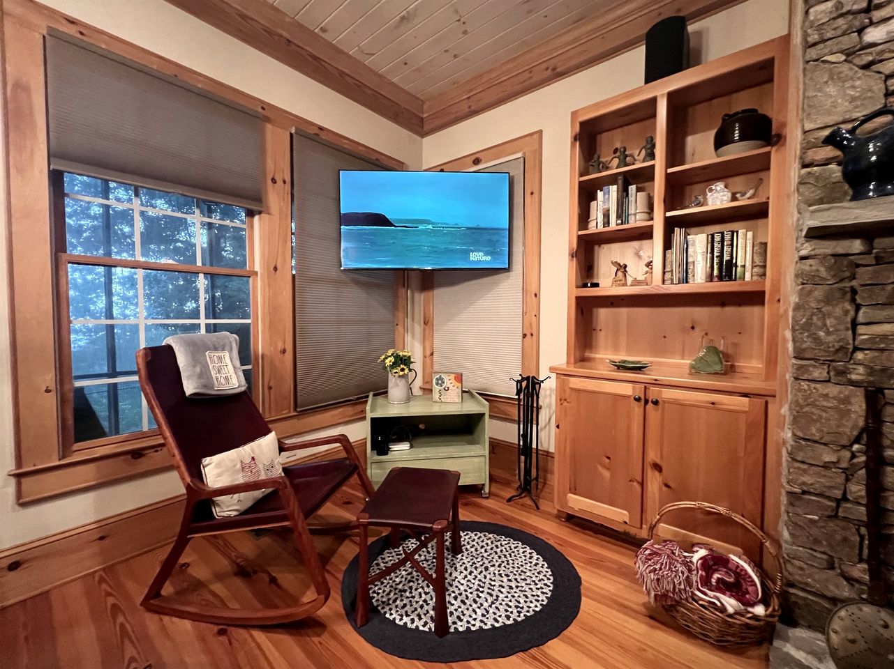 Peaceful Secluded Cottage with Amazing Views in Mentone, Alabama