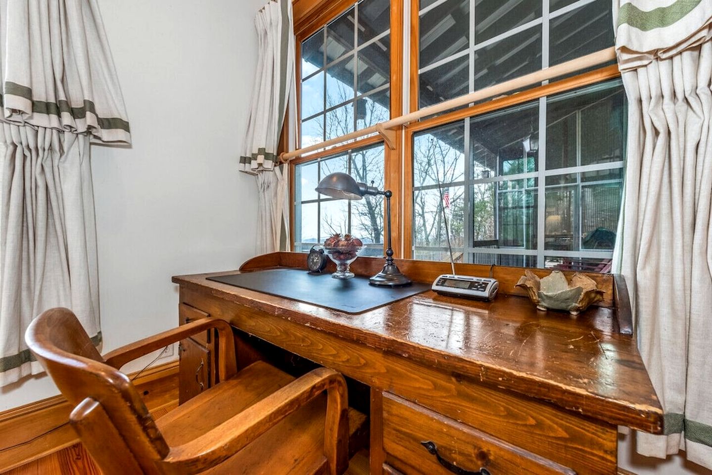 Peaceful Secluded Cottage with Amazing Views in Mentone, Alabama