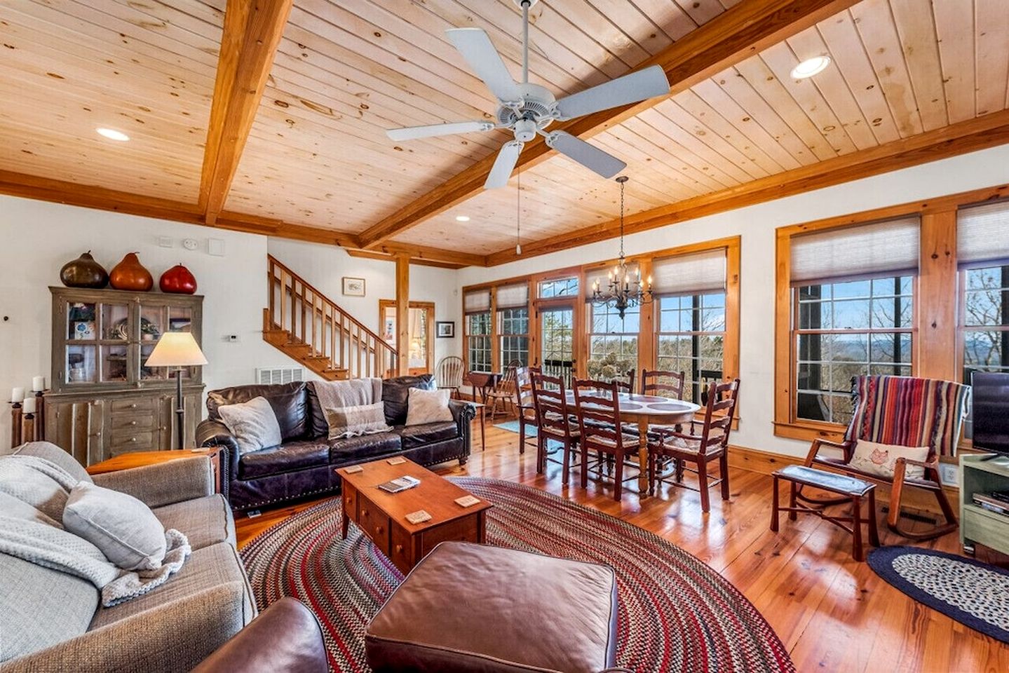 Peaceful Secluded Cottage with Amazing Views in Mentone, Alabama