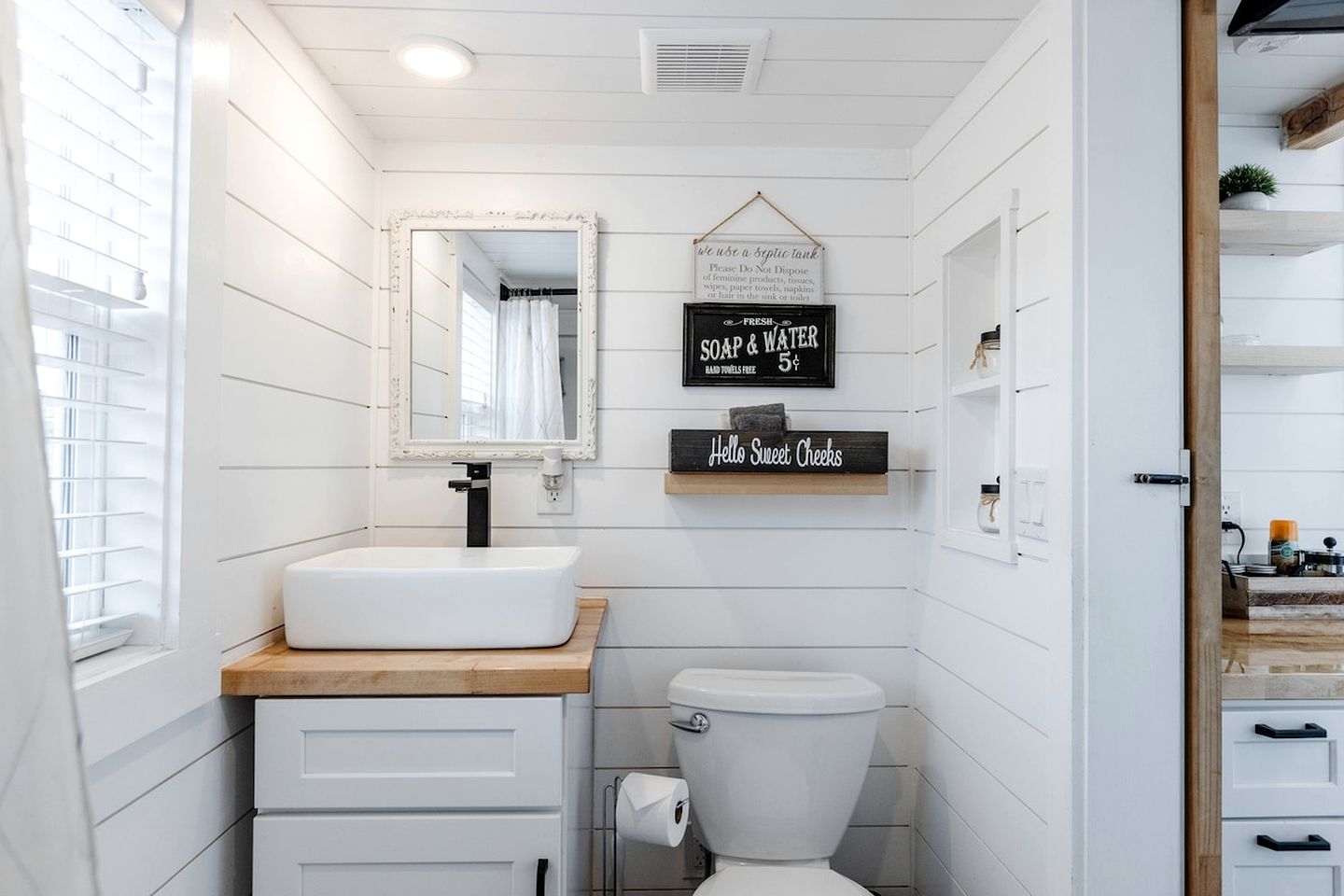 Peaceful Tiny House Fully Equipped in Apple Valley, Utah