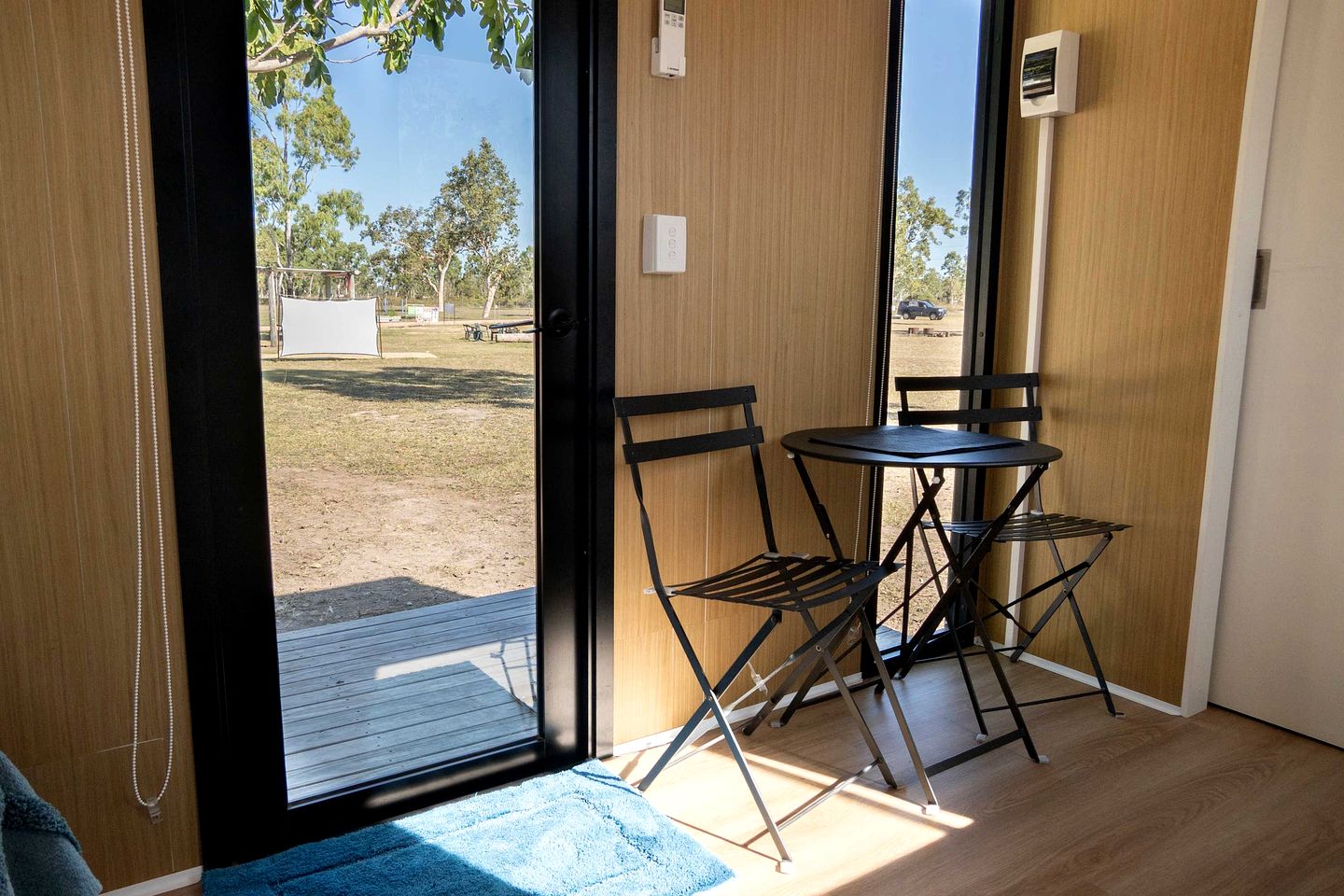 Peaceful Tiny House with Breathtaking Sunsets in Victoria