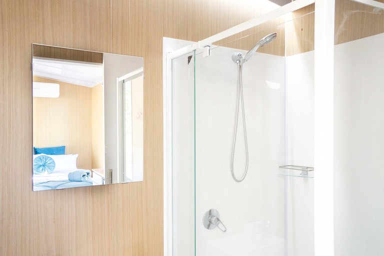 Tiny Houses (Australia, Toonpan, Queensland)