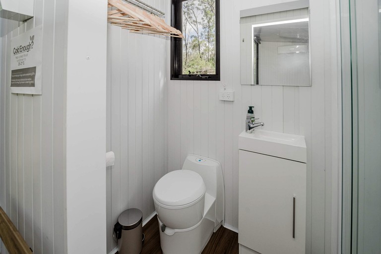 Tiny Houses (Australia, Ashby Heights, New South Wales)