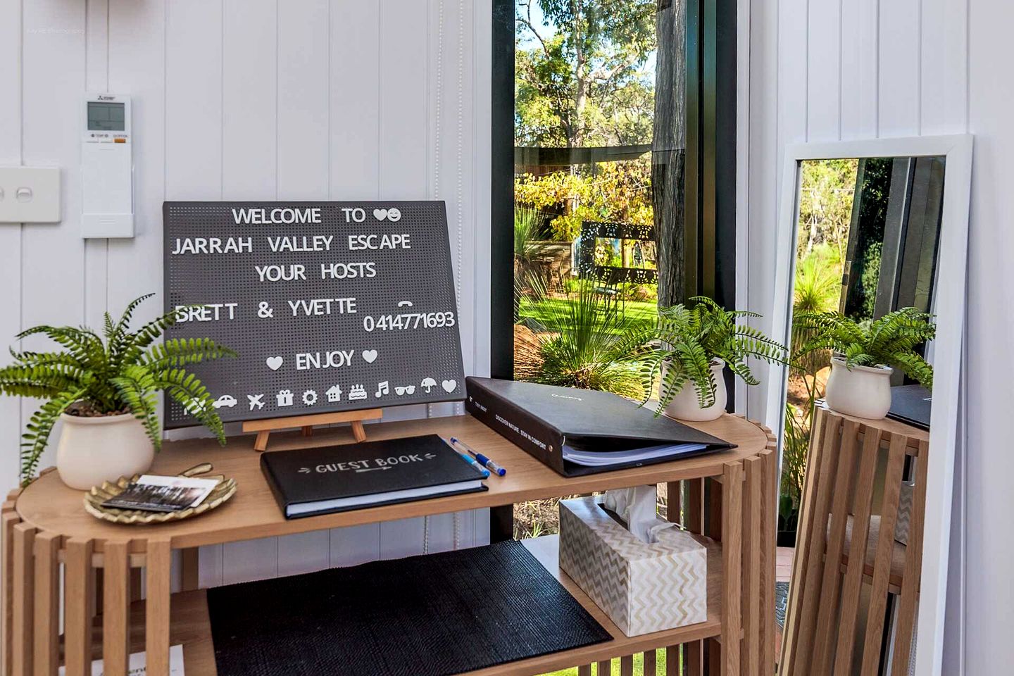 Peaceful Tiny House Retreat with Garden Pavilion near Armadale, Bedfordale WA
