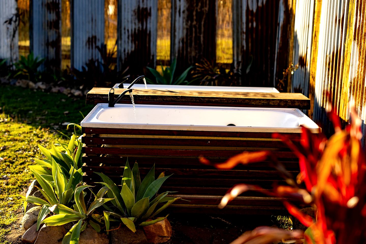 Peaceful Tiny House Stay with River Access near Airlie Beach, Whitsunday Region QLD