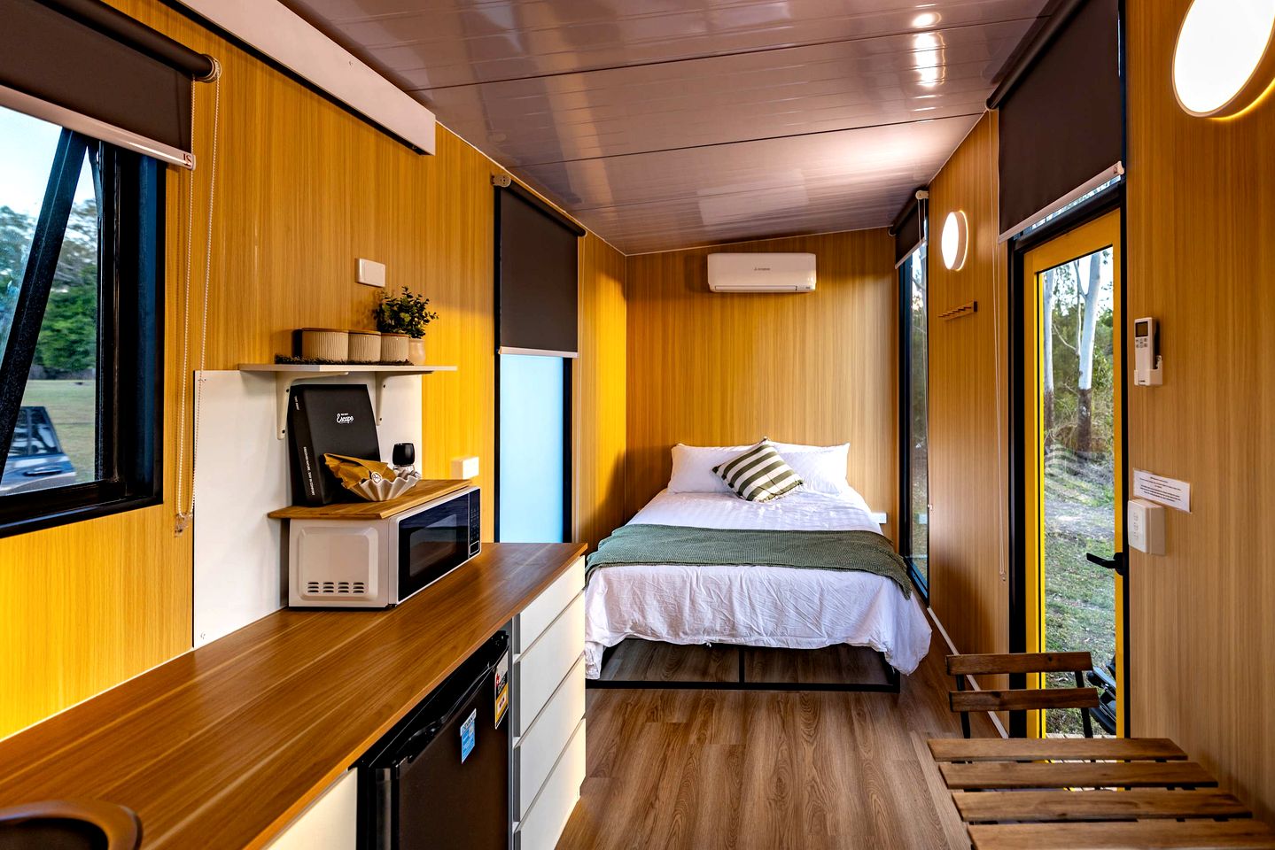 Peaceful Tiny House Stay with River Access near Airlie Beach, Whitsunday Region QLD