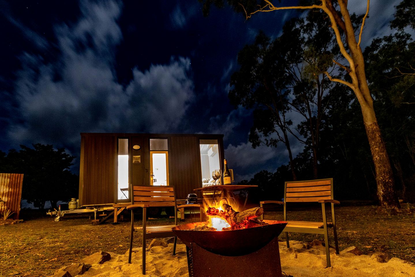 Peaceful Tiny House Stay with River Access near Airlie Beach, Whitsunday Region QLD