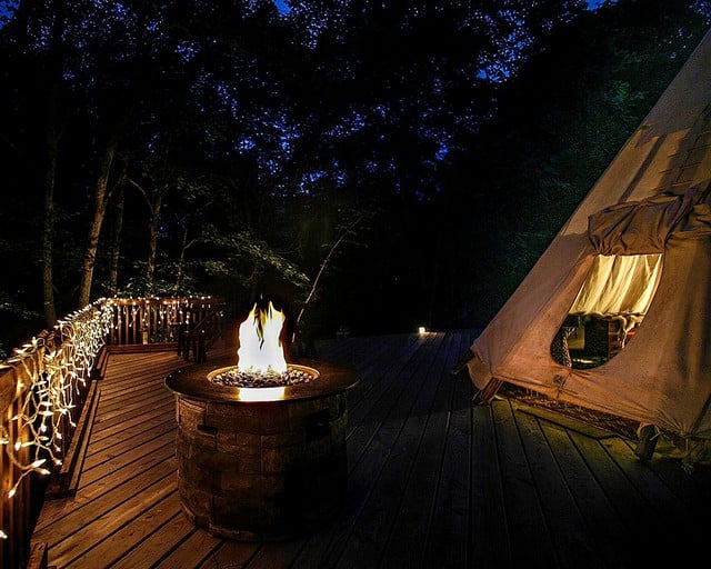 Tipis (Park Hills, Missouri, United States)