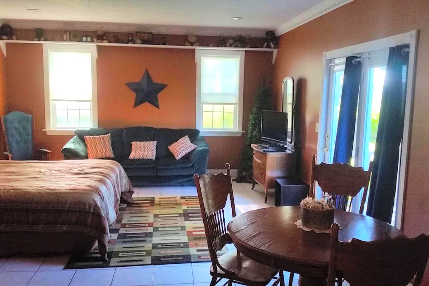 Peaceful Getaway on a Farm near Waterloo, Iowa