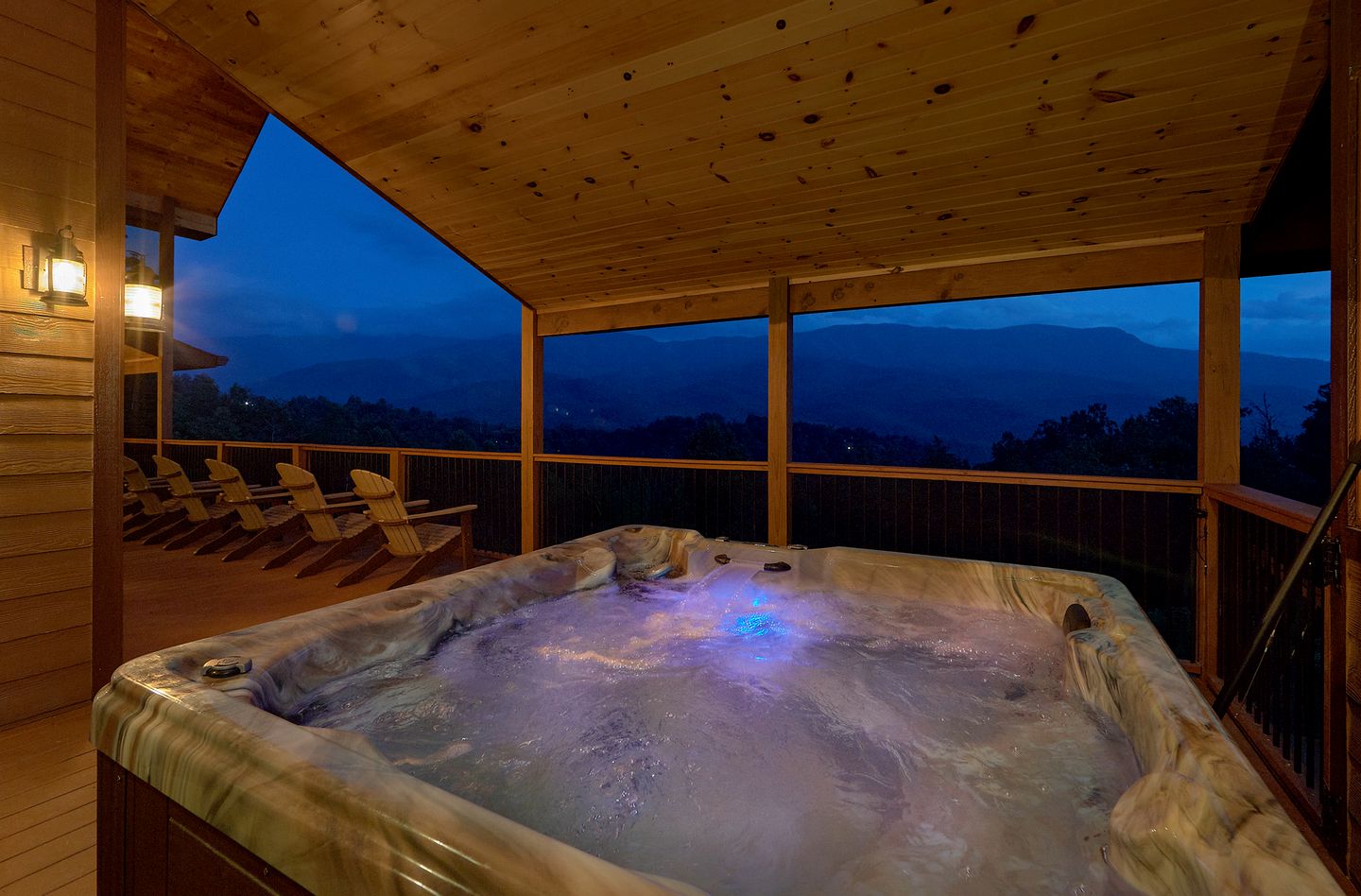 Vacation Rental for Four in Gatlinburg with Fire-Pit and Spectacular Views of the Great Smoky Mountains