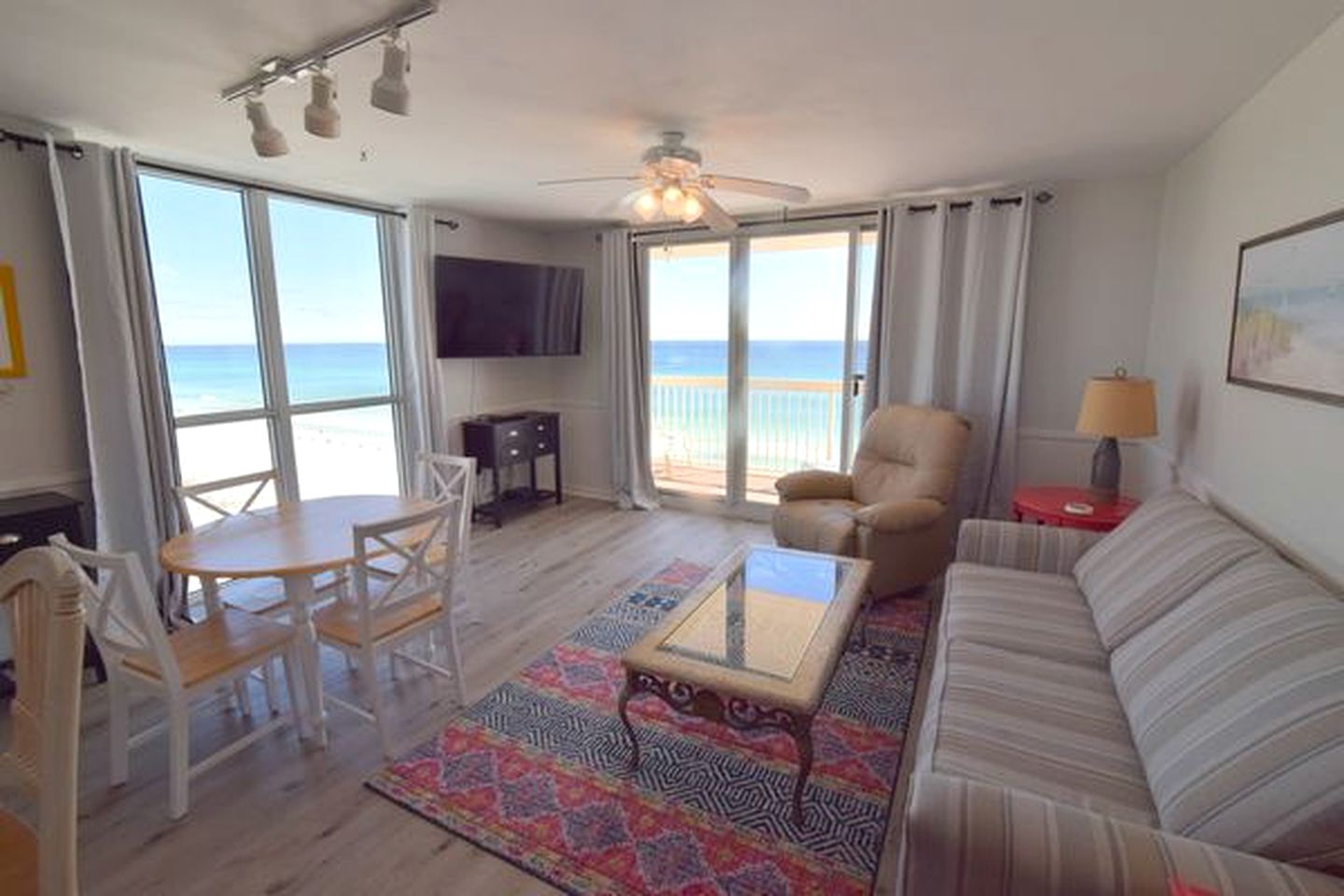 Beautiful Beach House with Spectacular Sea Views in Destin, Florida