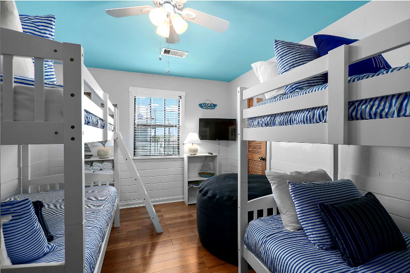 Beautiful Waterfront Home with Amazing Views from the Spacious Deck near Kemah Boardwalk in Seabrook, Texas