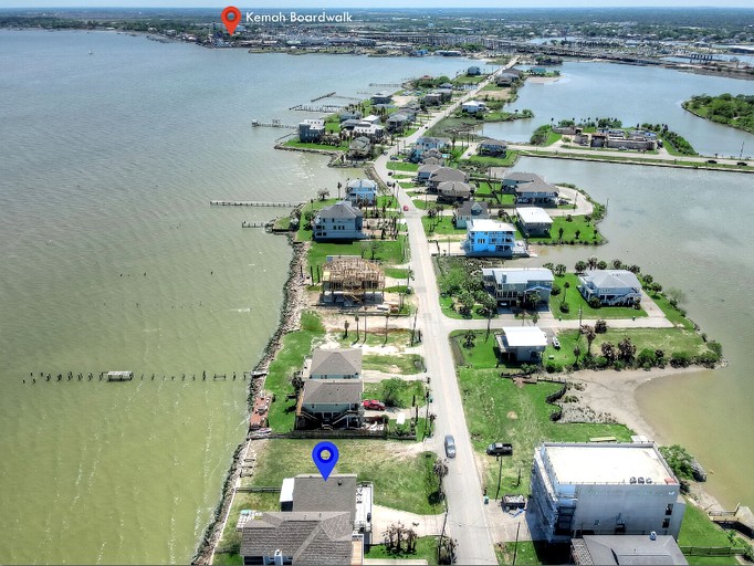 Beach Houses (United States of America, Pasadena, Texas)
