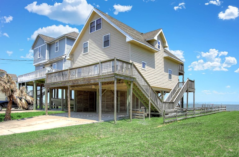 Beach Houses (United States of America, Pasadena, Texas)