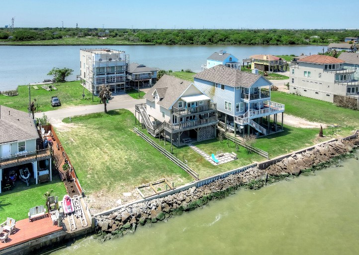 Beach Houses (United States of America, Pasadena, Texas)