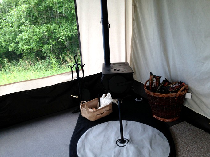 Safari Tents (New Chapel, Wales, United Kingdom)