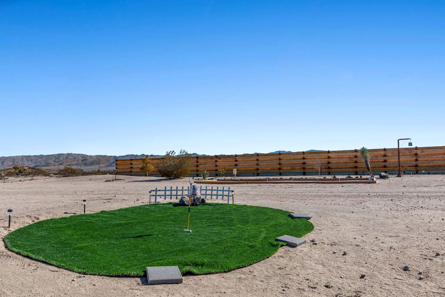Perfect Blend of Luxury and Nature at this Vacation Rental in Joshua Tree, California