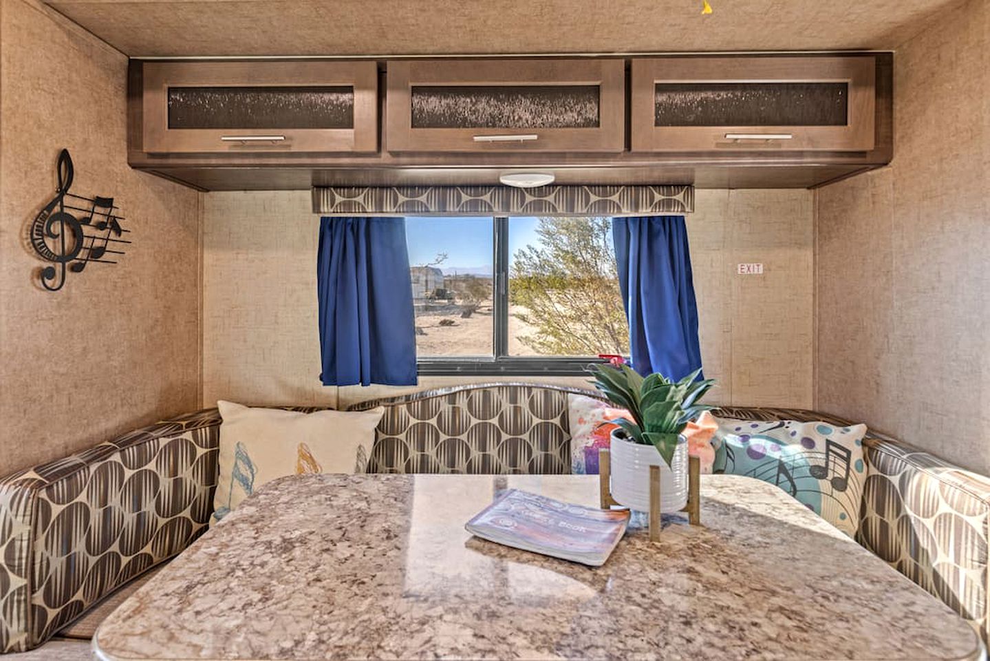 Perfect Blend of Luxury and Nature at this Vacation Rental in Joshua Tree, California