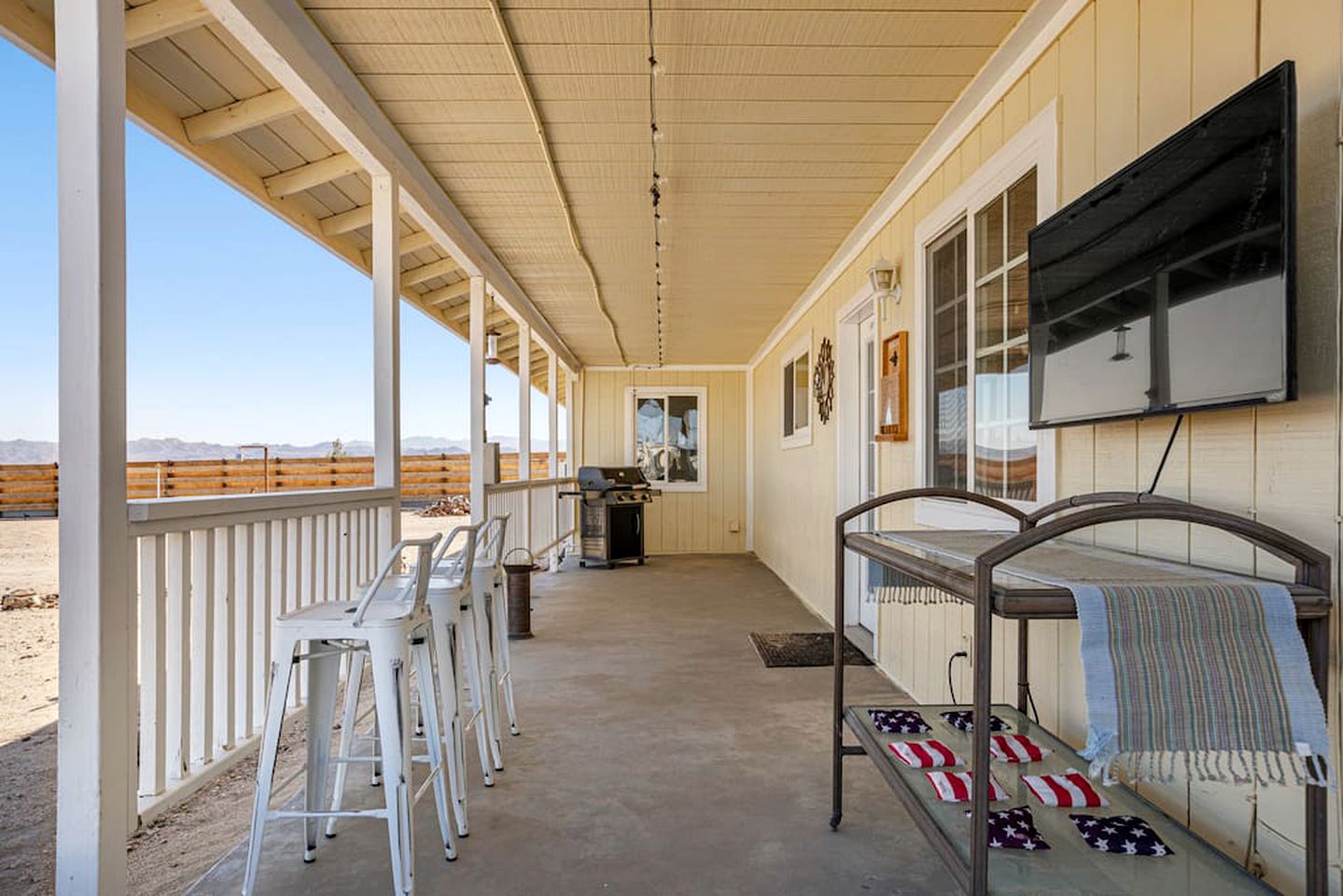 Perfect Blend of Luxury and Nature at this Vacation Rental in Joshua Tree, California