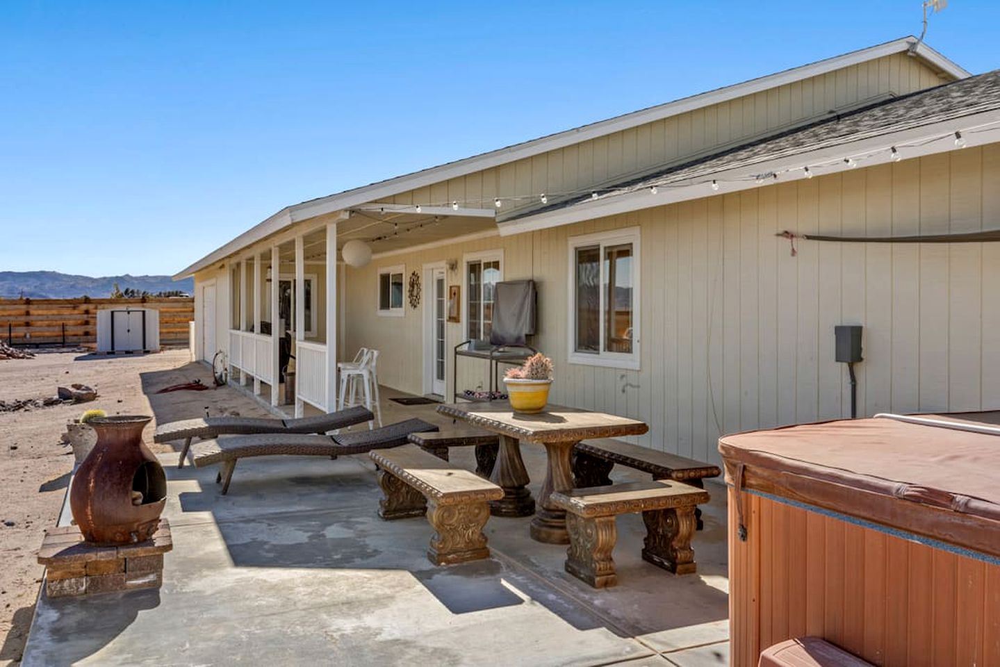 Perfect Blend of Luxury and Nature at this Vacation Rental in Joshua Tree, California