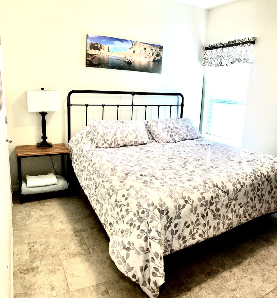 Tranquil Desert Retreat Home with Vermillion Cliffs Views Near Lake Powell, Page, Arizona