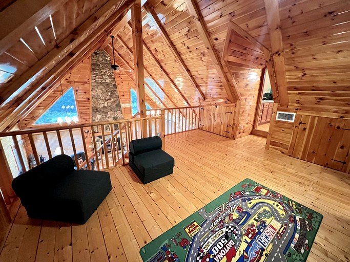 Cabins (United States of America, Stratton, Vermont)