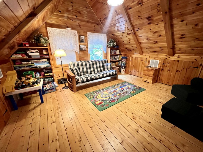 Cabins (United States of America, Stratton, Vermont)