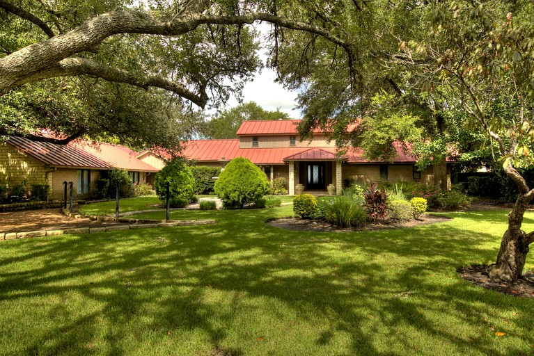 Vacation Rentals (Brenham, Texas, United States)