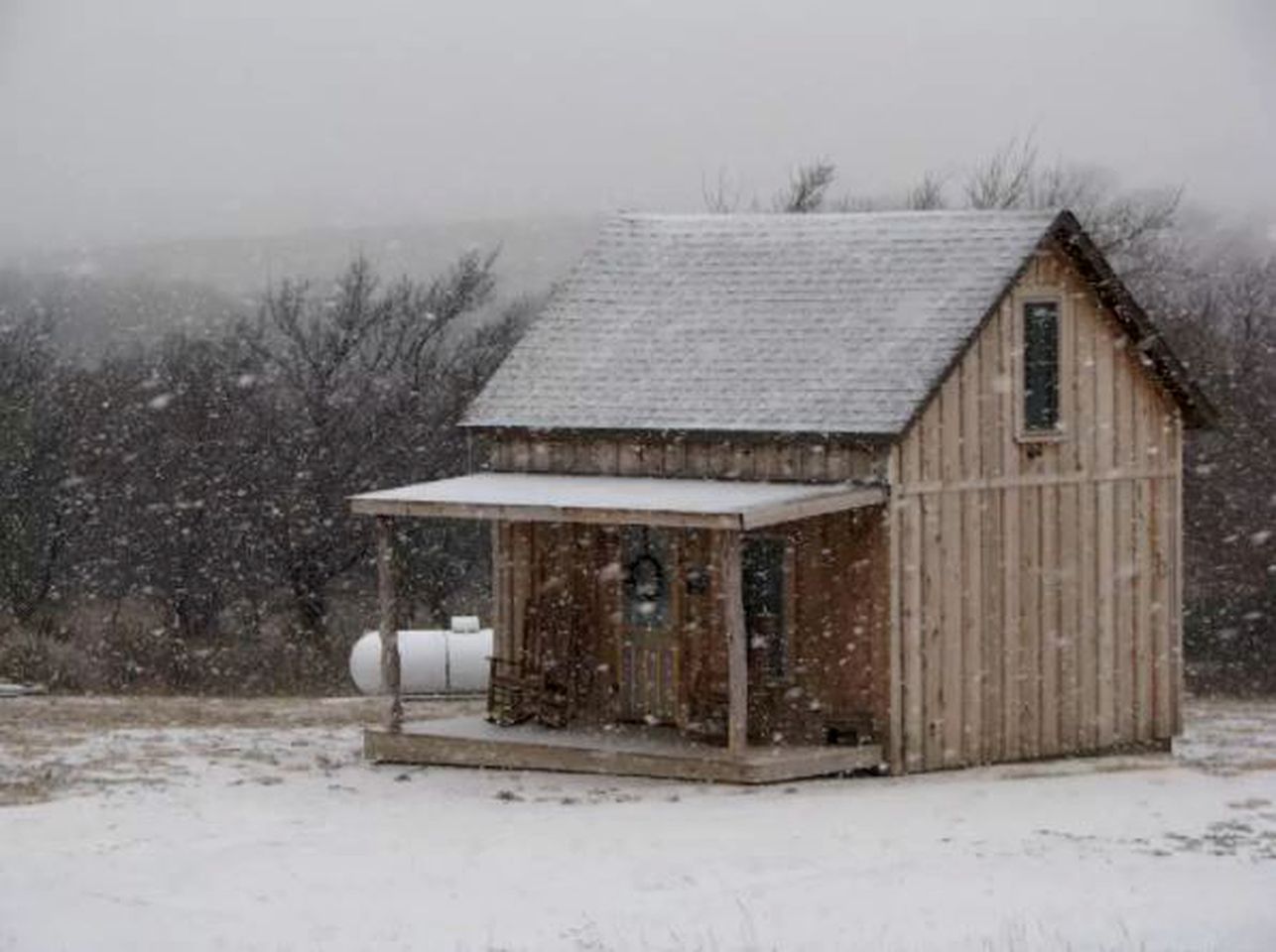Rustic Cabin Getaway with Prairie Views in Sharon, Oklahoma