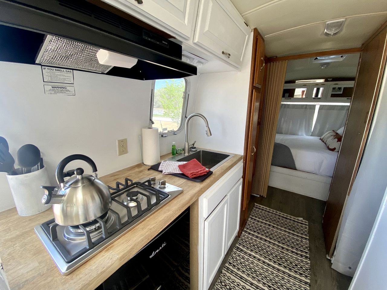 Pet-Friendly Airstream Adventure in Colorado, Perfect Glamping Escapes in Grand Junction