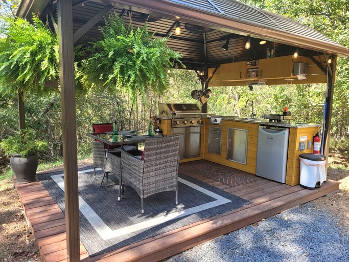 Bell Tents (United States of America, Hot Springs, Arkansas)