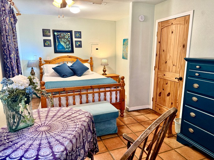 Cottages (United States of America, Fallbrook, California)