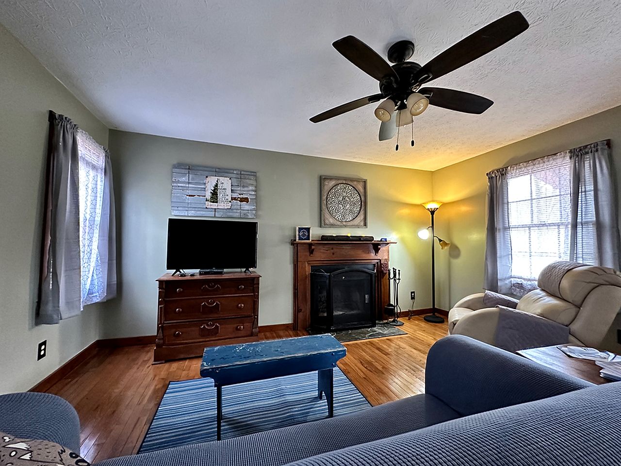 Pet Friendly Cabin in Blairsville, Georgia, Perfect for a Family Retreat