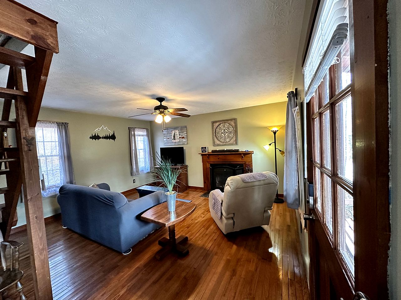 Pet Friendly Cabin in Blairsville, Georgia, Perfect for a Family Retreat