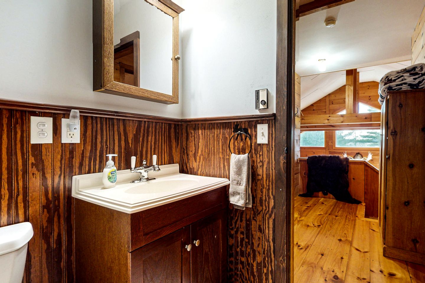 Pet-Friendly Cabin with Deck and Serene Lake Views in Maine