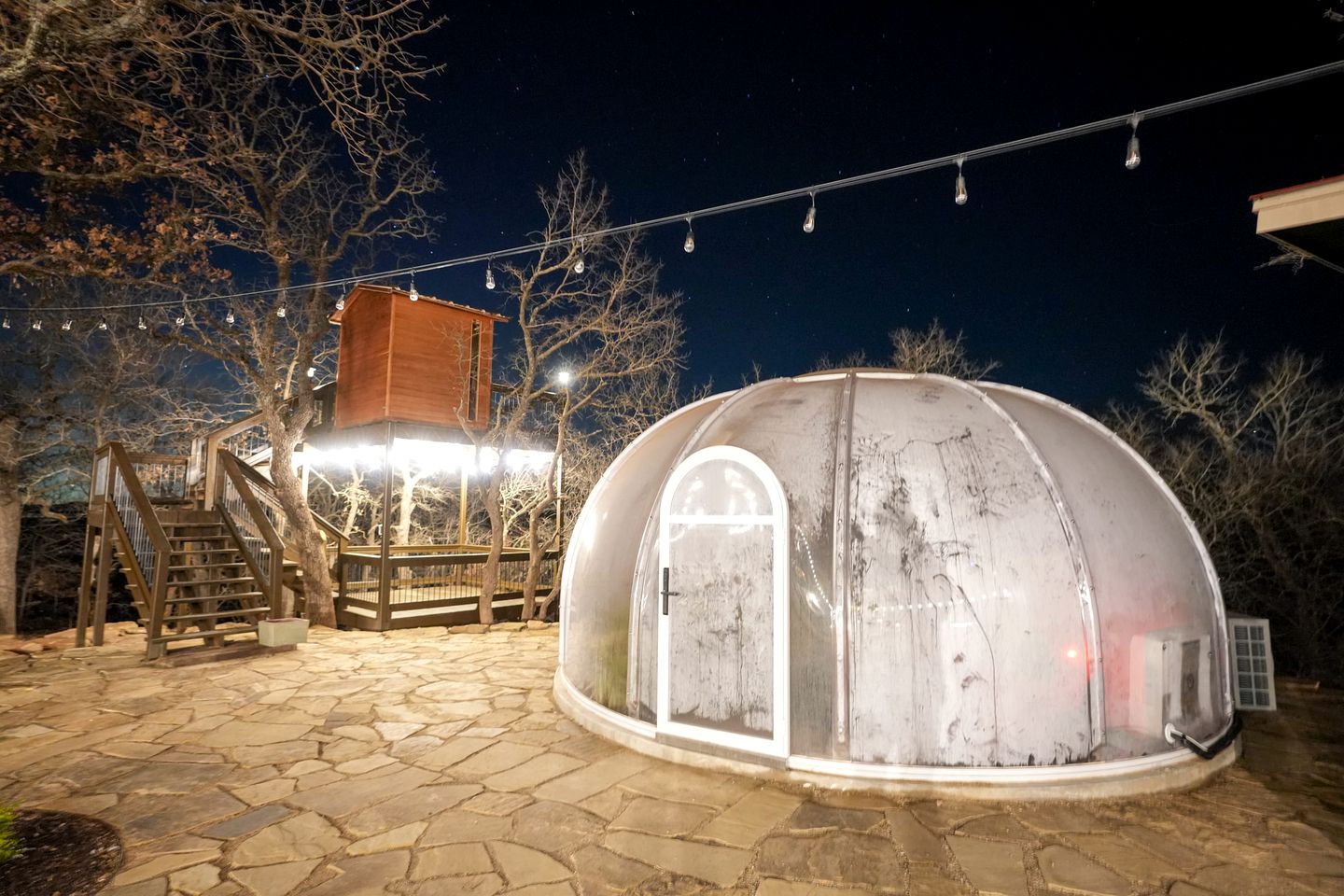 Pet-Friendly Cabin with Fire Pit near Lake Bridgeport, for Glamping Escapes in Texas