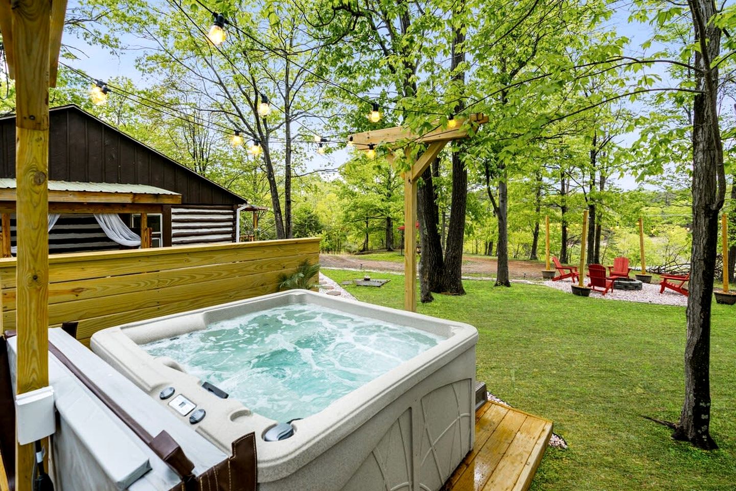 Modernized Log Cabin with Hot Tub, Fire Pit and Amazing Views Just Minutes from the Cacapon Mountains in Berkeley Springs, WV