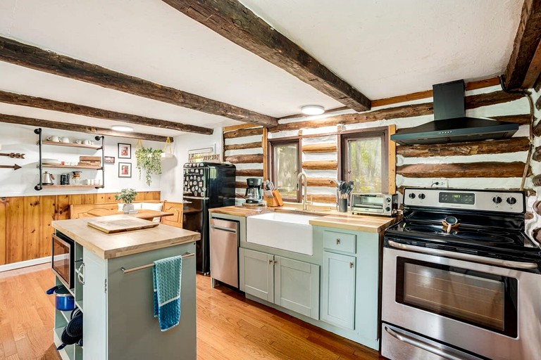 Cabins (United States of America, Berkeley Springs , West Virginia)