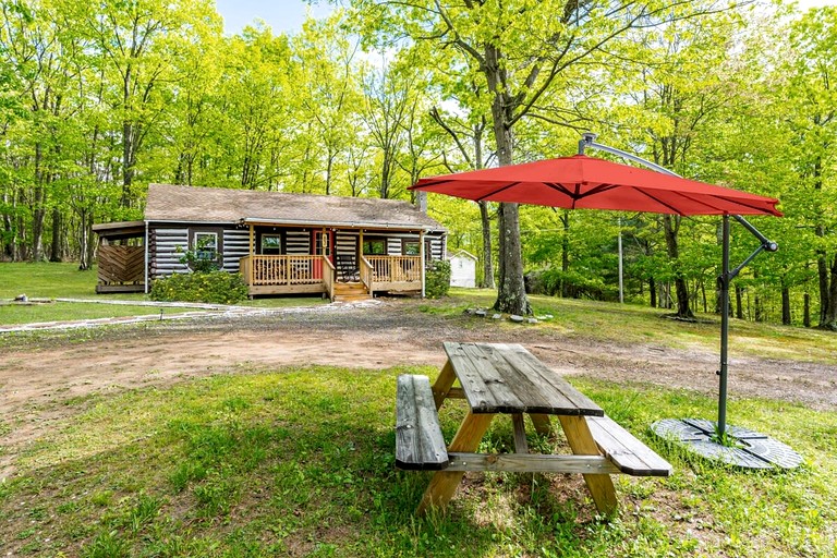 Cabins (United States of America, Berkeley Springs , West Virginia)