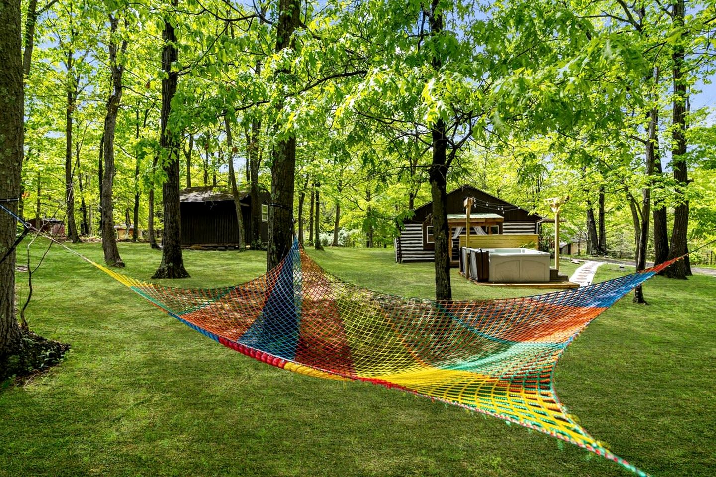 Modernized Log Cabin with Hot Tub, Fire Pit and Amazing Views Just Minutes from the Cacapon Mountains in Berkeley Springs, WV