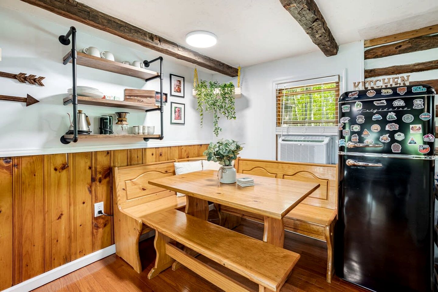 Modernized Log Cabin with Hot Tub, Fire Pit and Amazing Views Just Minutes from the Cacapon Mountains in Berkeley Springs, WV