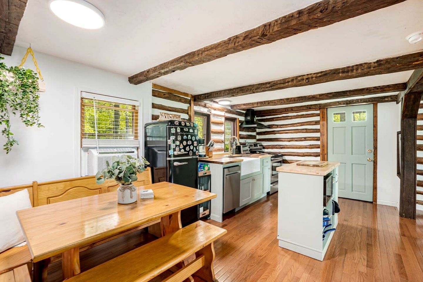 Modernized Log Cabin with Hot Tub, Fire Pit and Amazing Views Just Minutes from the Cacapon Mountains in Berkeley Springs, WV