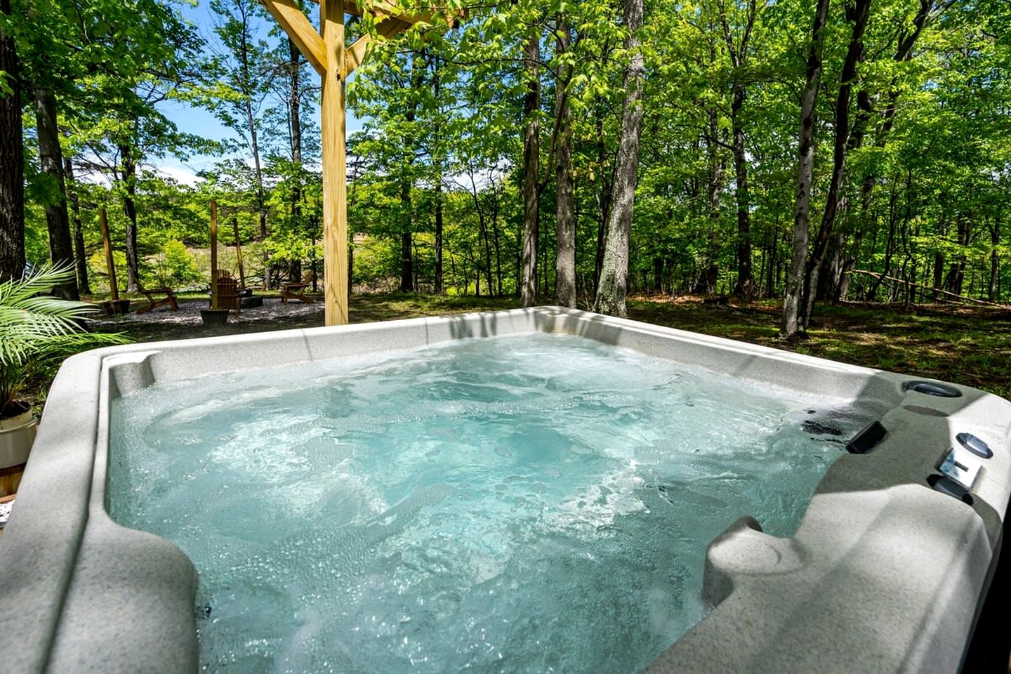 Modernized Log Cabin with Hot Tub, Fire Pit and Amazing Views Just Minutes from the Cacapon Mountains in Berkeley Springs, WV