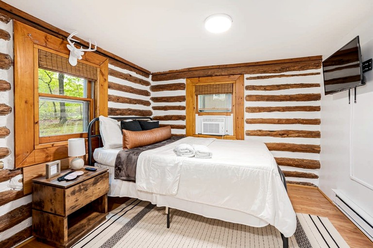 Cabins (United States of America, Berkeley Springs , West Virginia)