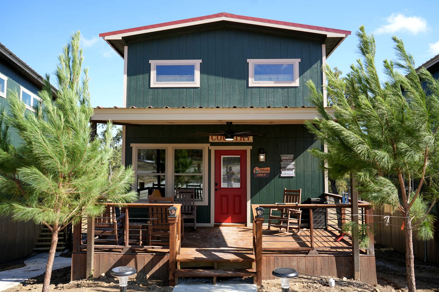Pet-Friendly Cabin at Luxury Glamping Destination near Lake Bridgeport, Texas