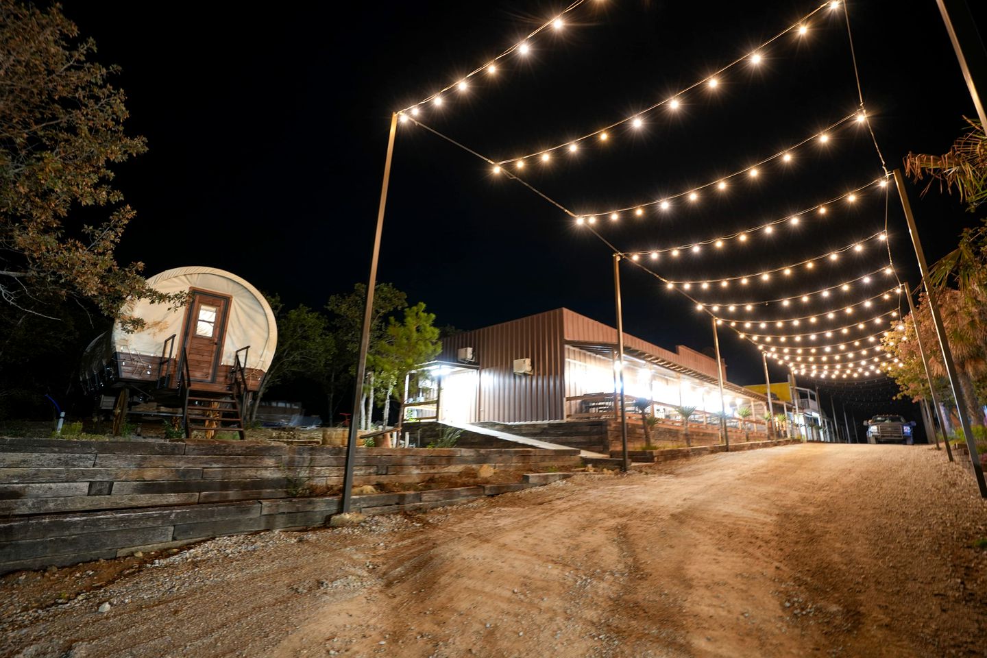 Pet-Friendly Cabin at Luxury Glamping Destination near Lake Bridgeport, Texas