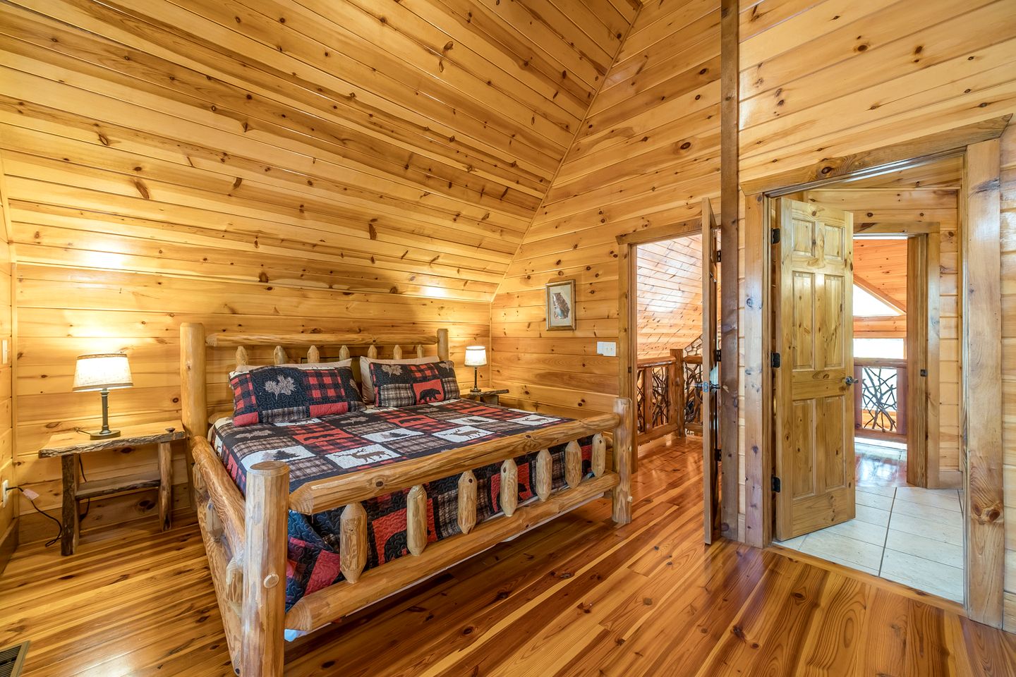 Pet-Friendly Cabin with Outdoor Living Space in Cleveland, Georgia