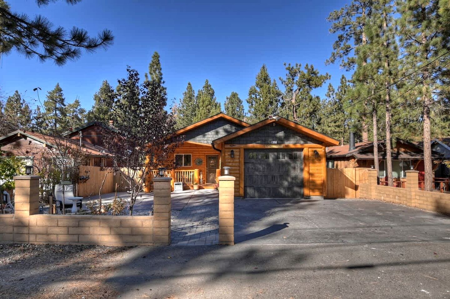 Pet-friendly Cabin with Private Patio Perfect for Hiking Trails in Big Bear City, California