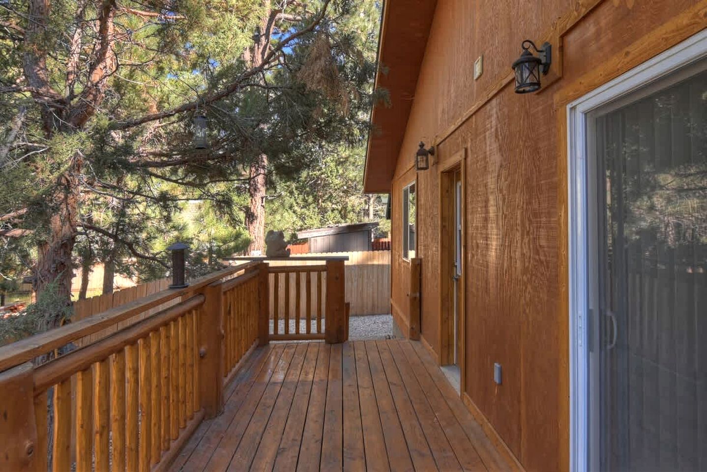 Pet-friendly Cabin with Private Patio Perfect for Hiking Trails in Big Bear City, California