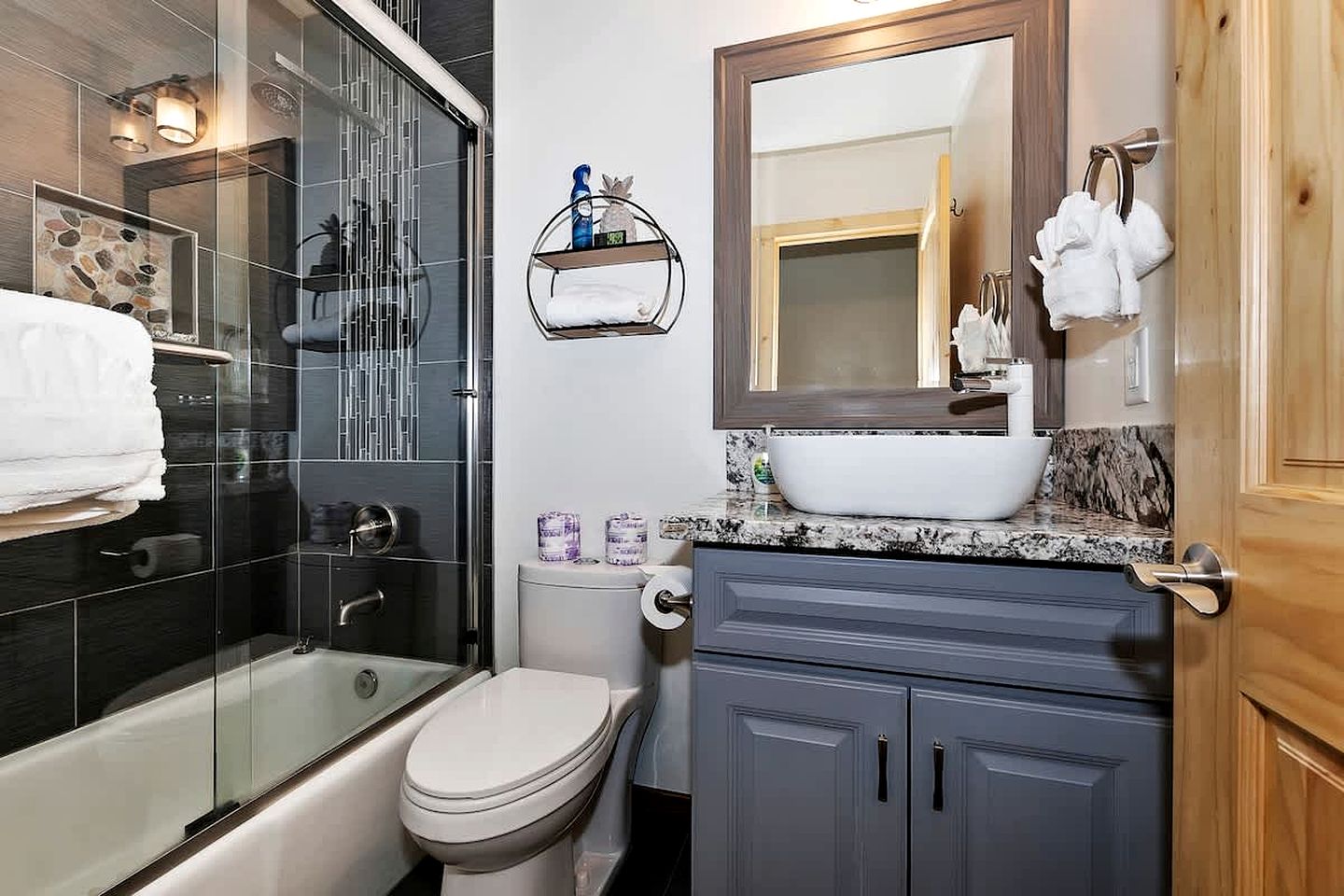 Pet-friendly Cabin with Private Patio Perfect for Hiking Trails in Big Bear City, California